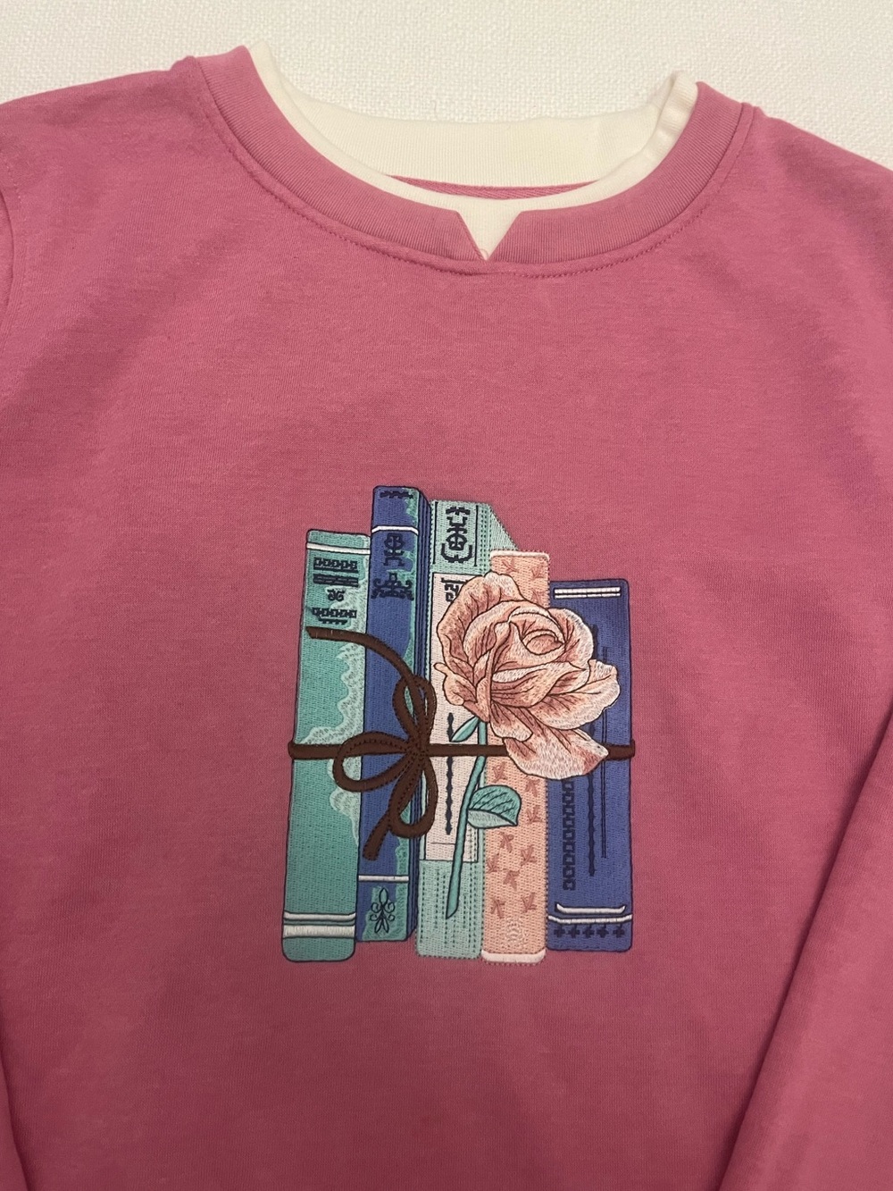 Heritage Charm Reading Rose Pink Sweatshirt Layered Collar Women's Medium M